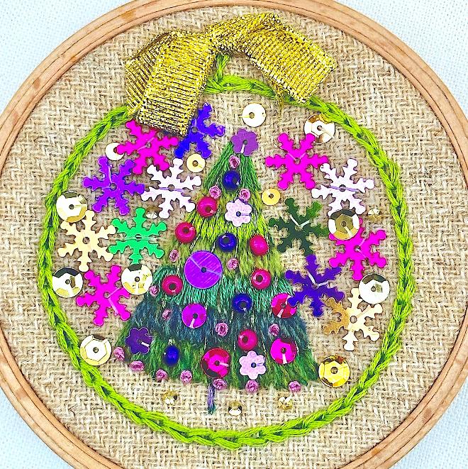 Snowflakes & Baubles